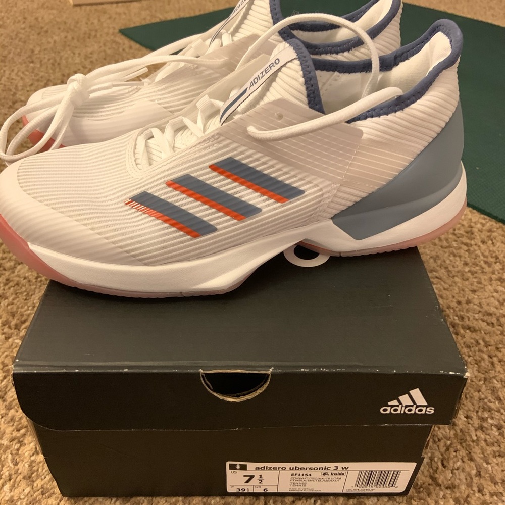 Adizero ubersonic 3 w